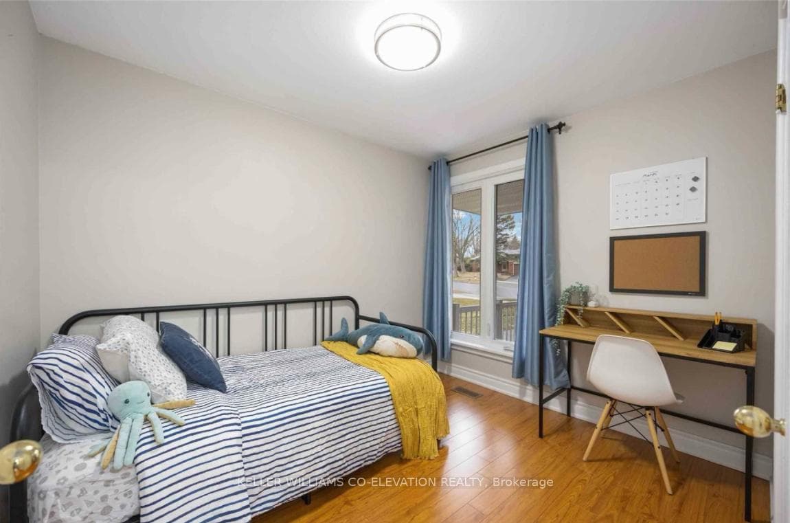 3 Barwell Crescent photo 11