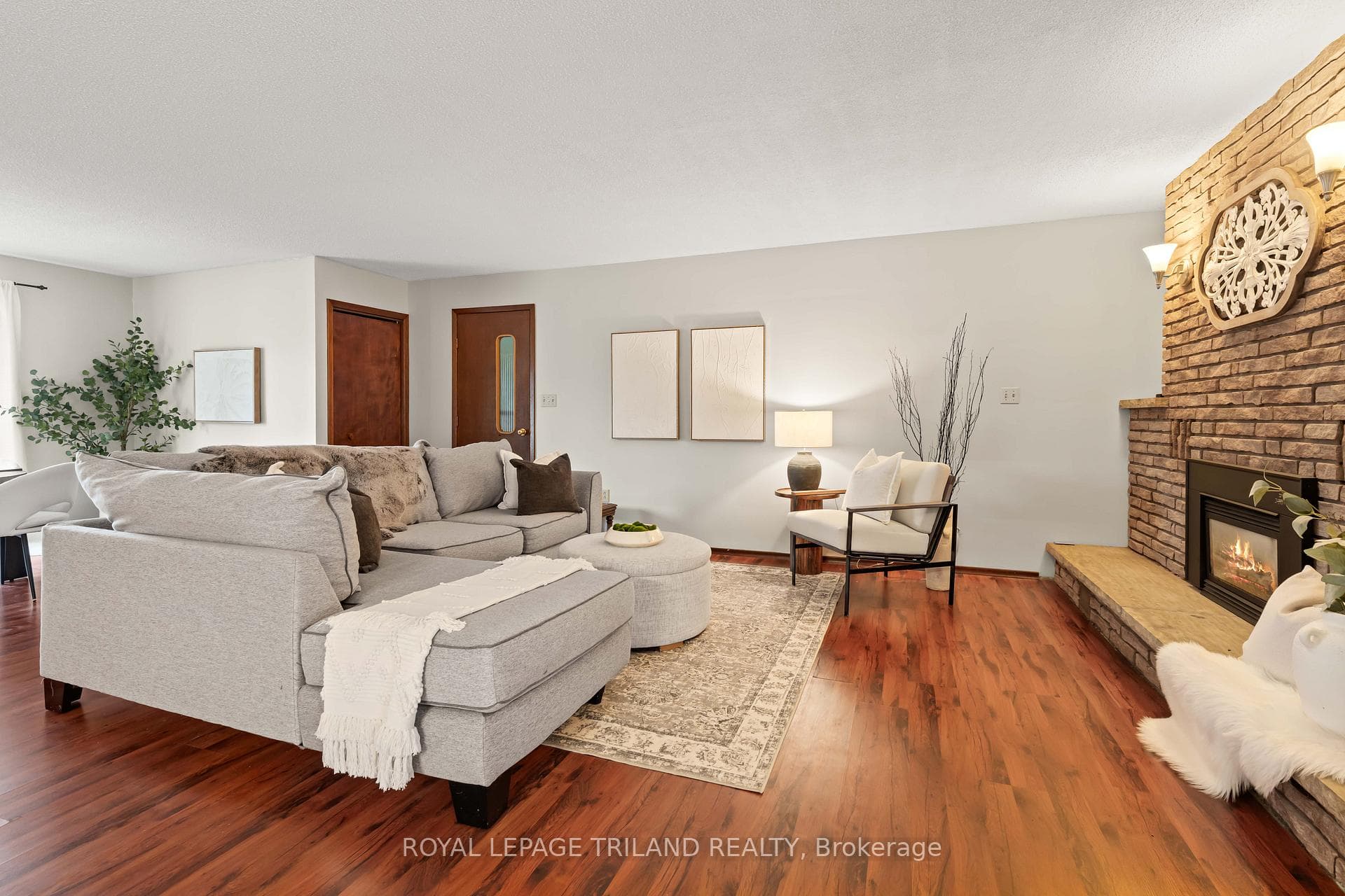 308 John Street photo 12