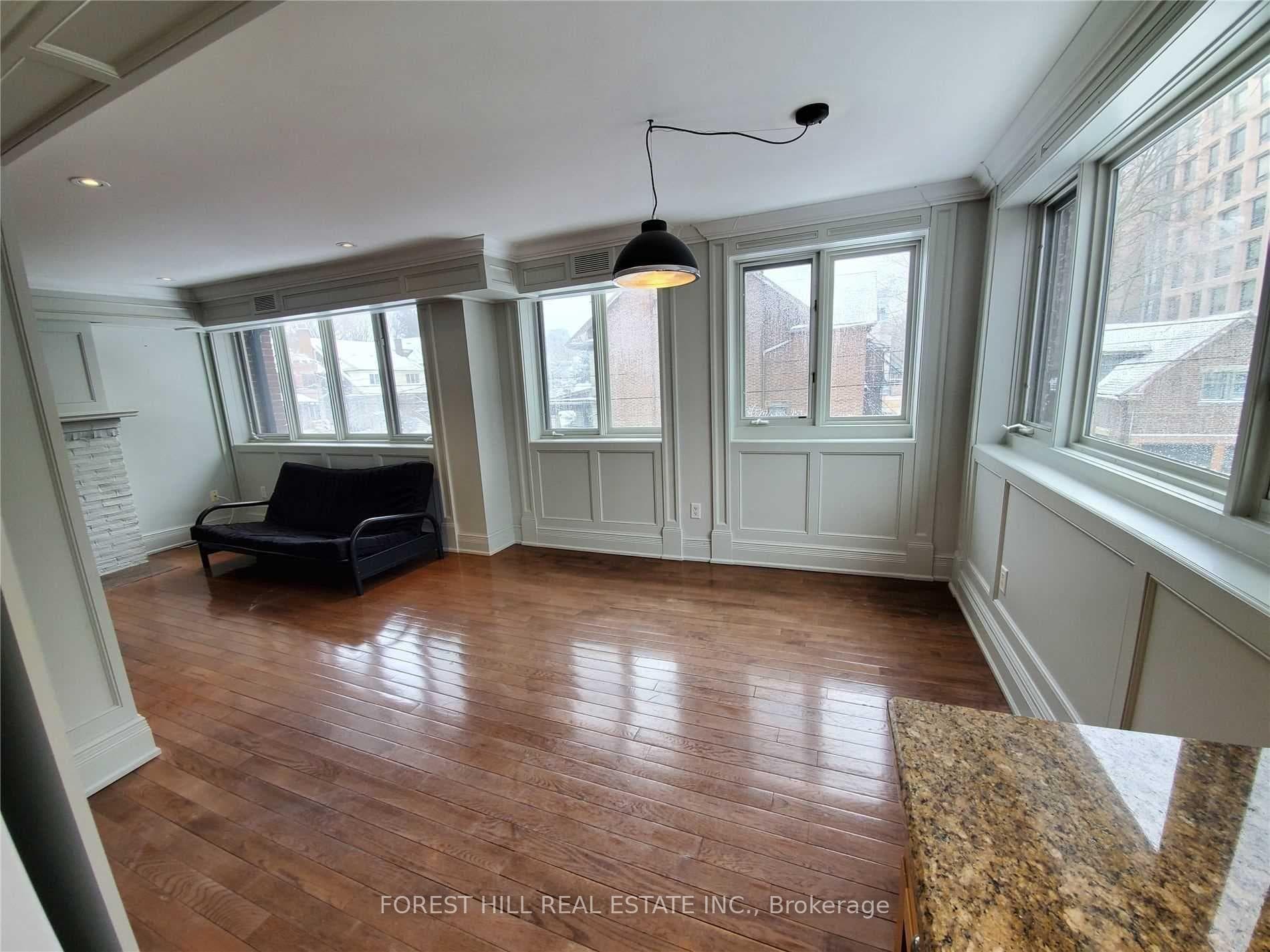 216 Heath Street Unit 3 photo 3