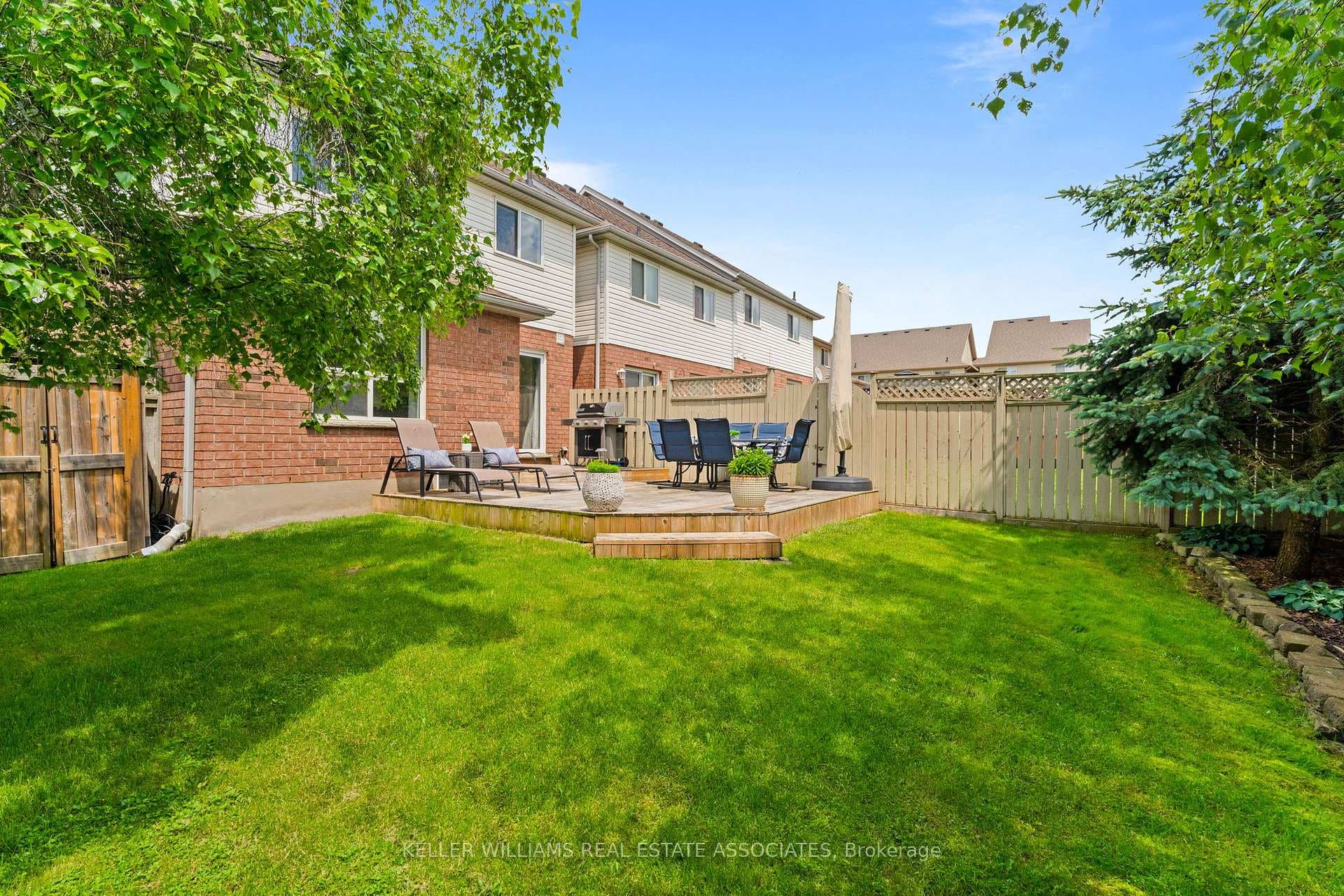 58 O'Connor Lane photo 24
