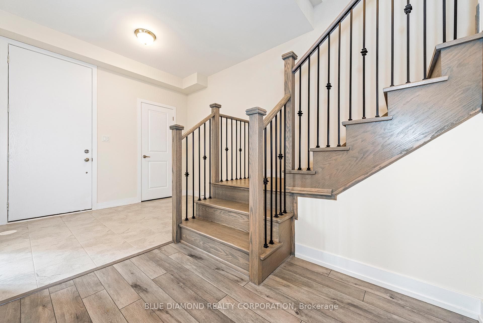 3062 PERKINS Way photo 9