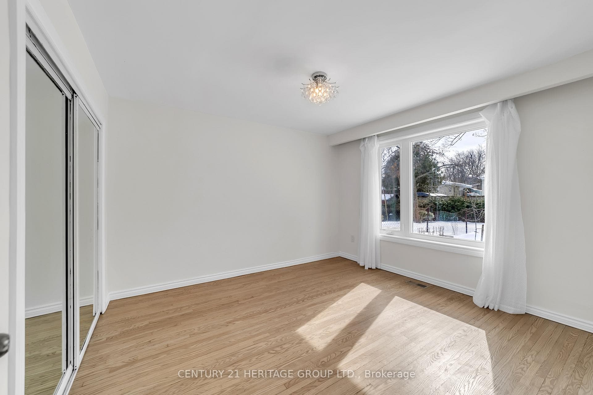 257 Woodsworth Road Unit Main photo 10