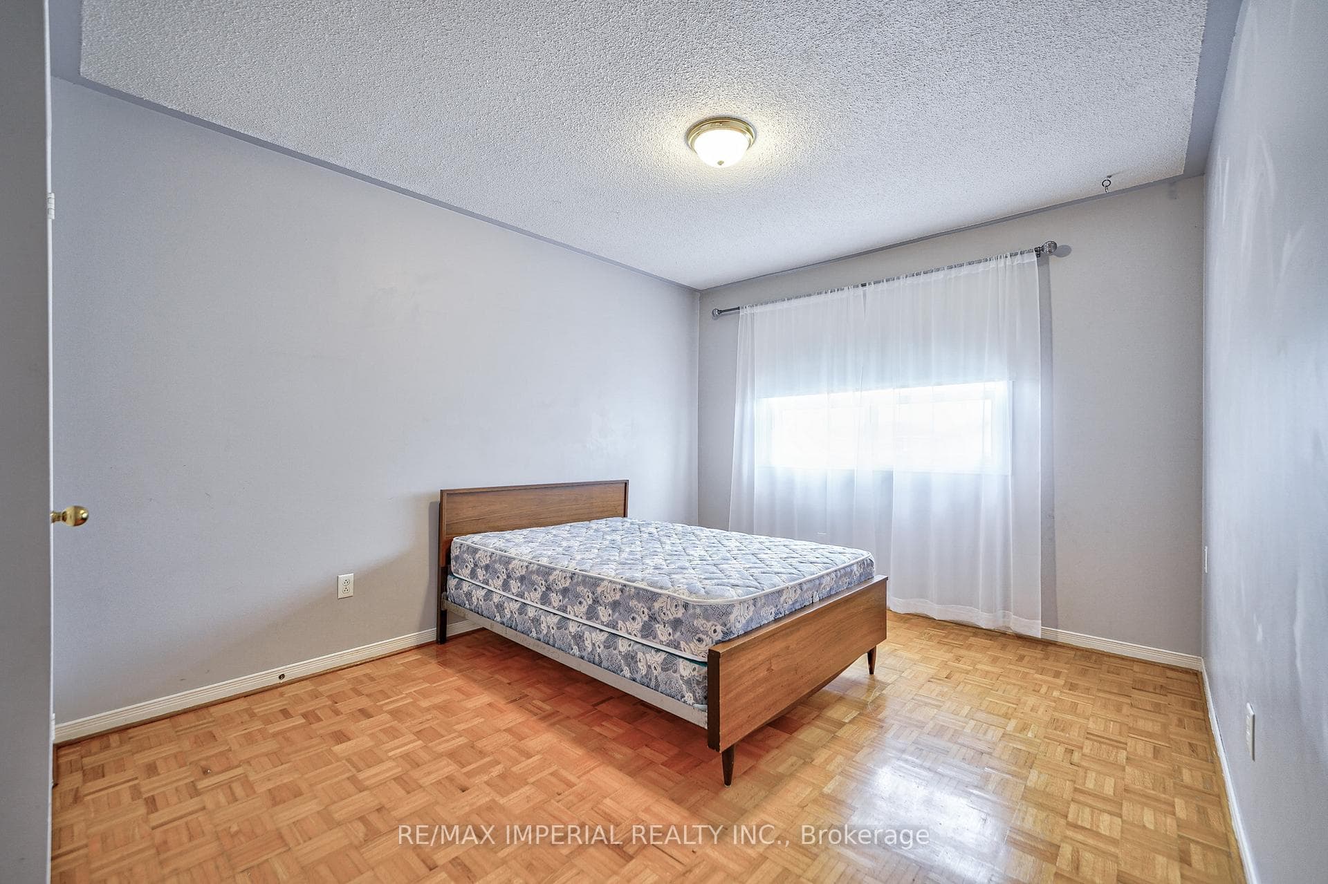 3377 Hargrove Road photo 15