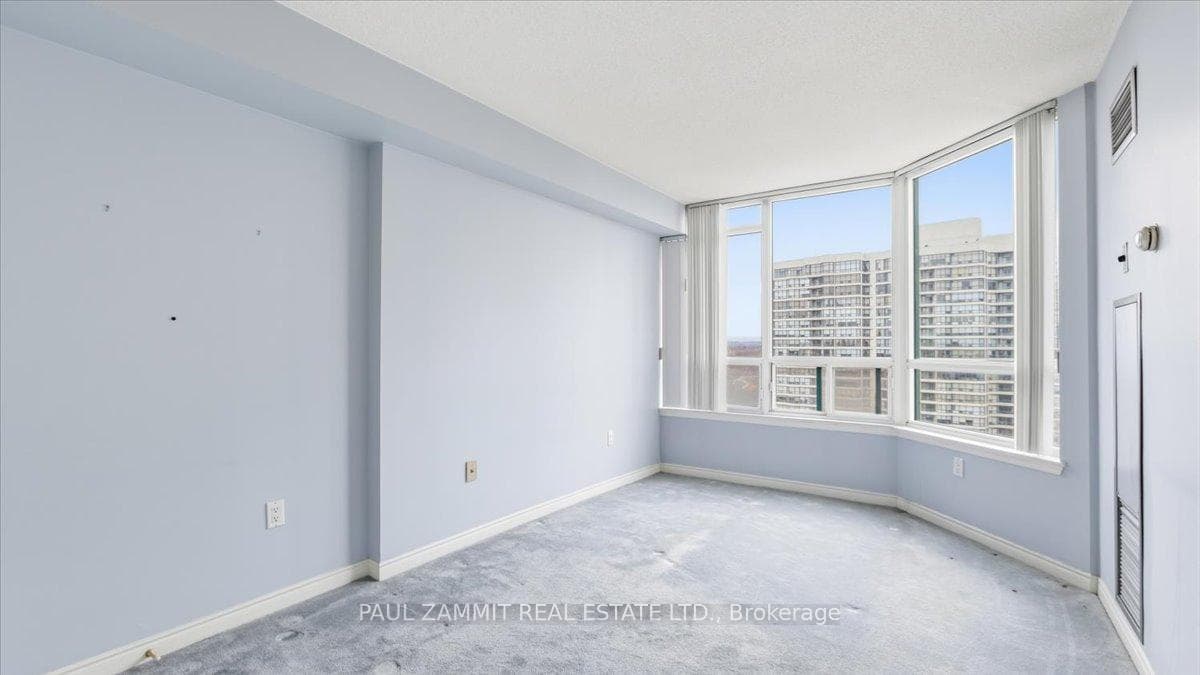 7250 Yonge Street Unit 911 photo 21