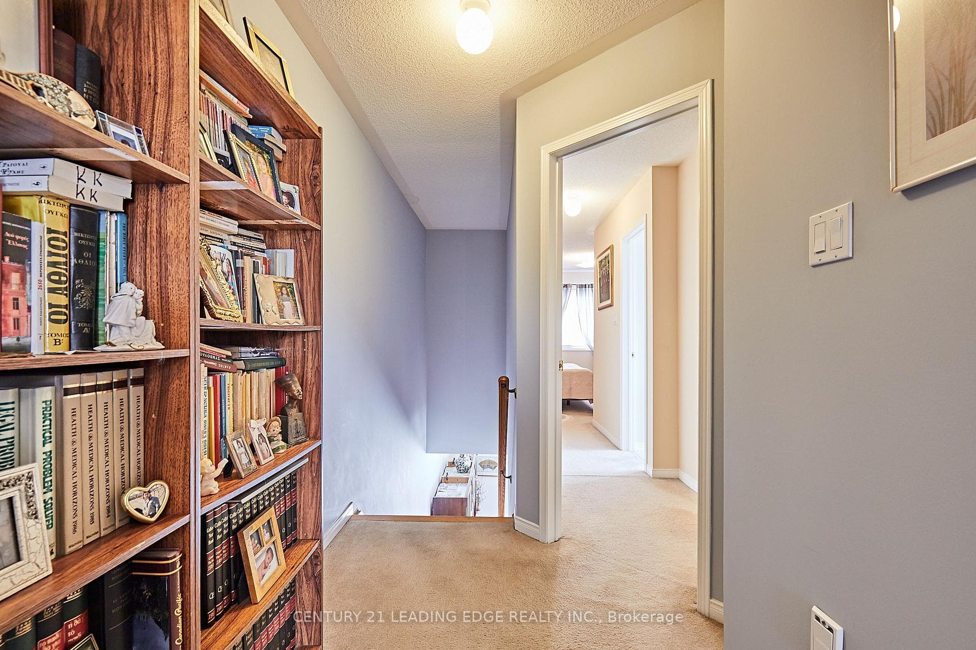 2182 Bur Oak Avenue photo 20