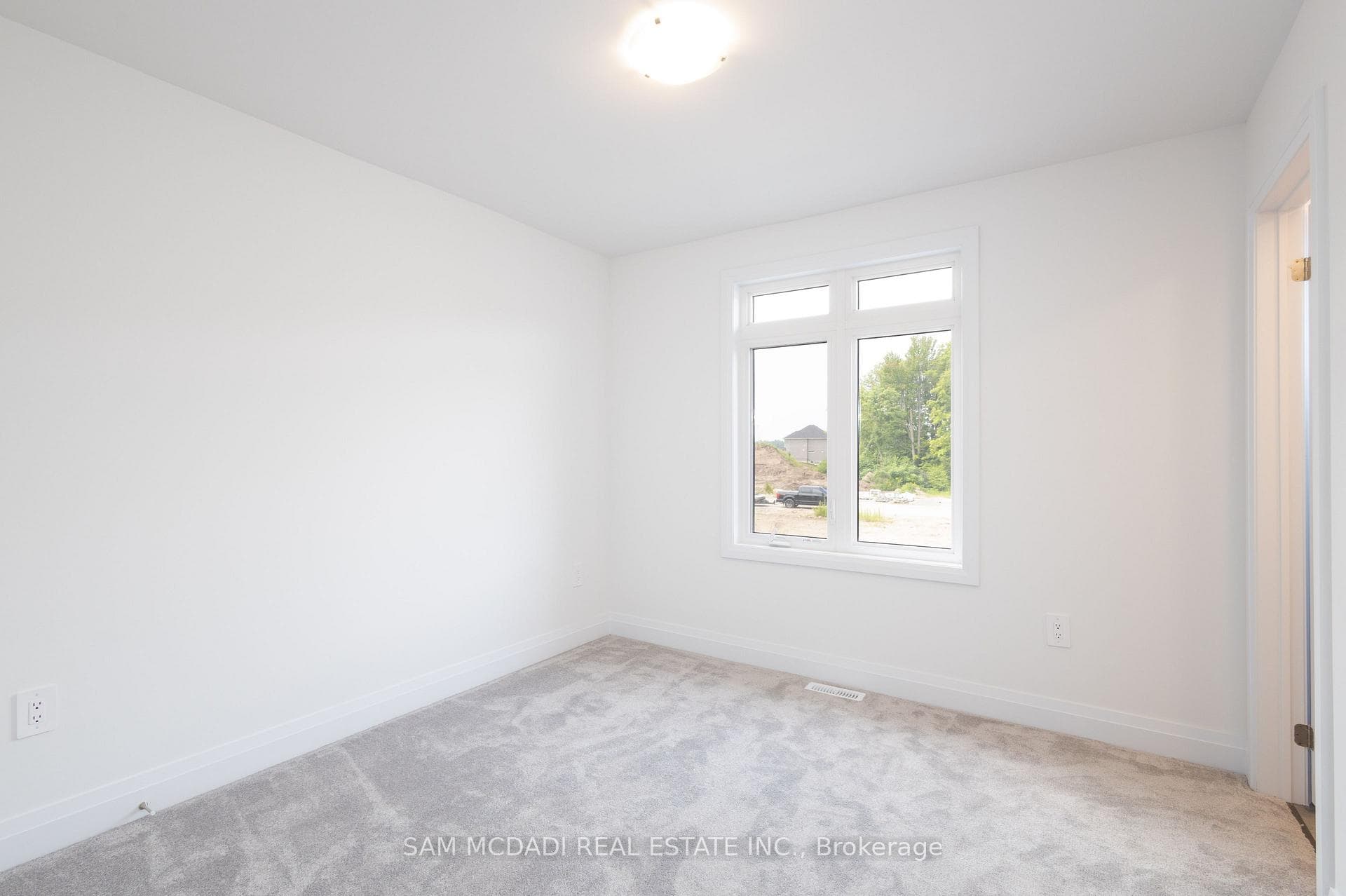 9 Paddington Grove Unit UPPER photo 23