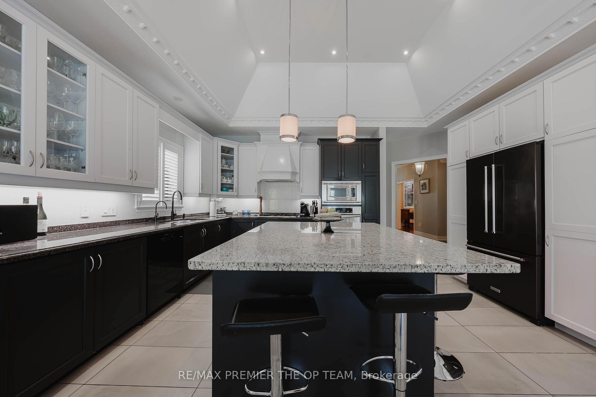 56 Park Ridge Drive Unit Full photo 17