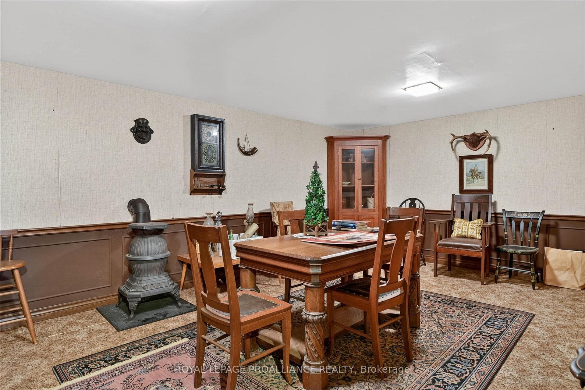 1285 Brealey Drive photo 31