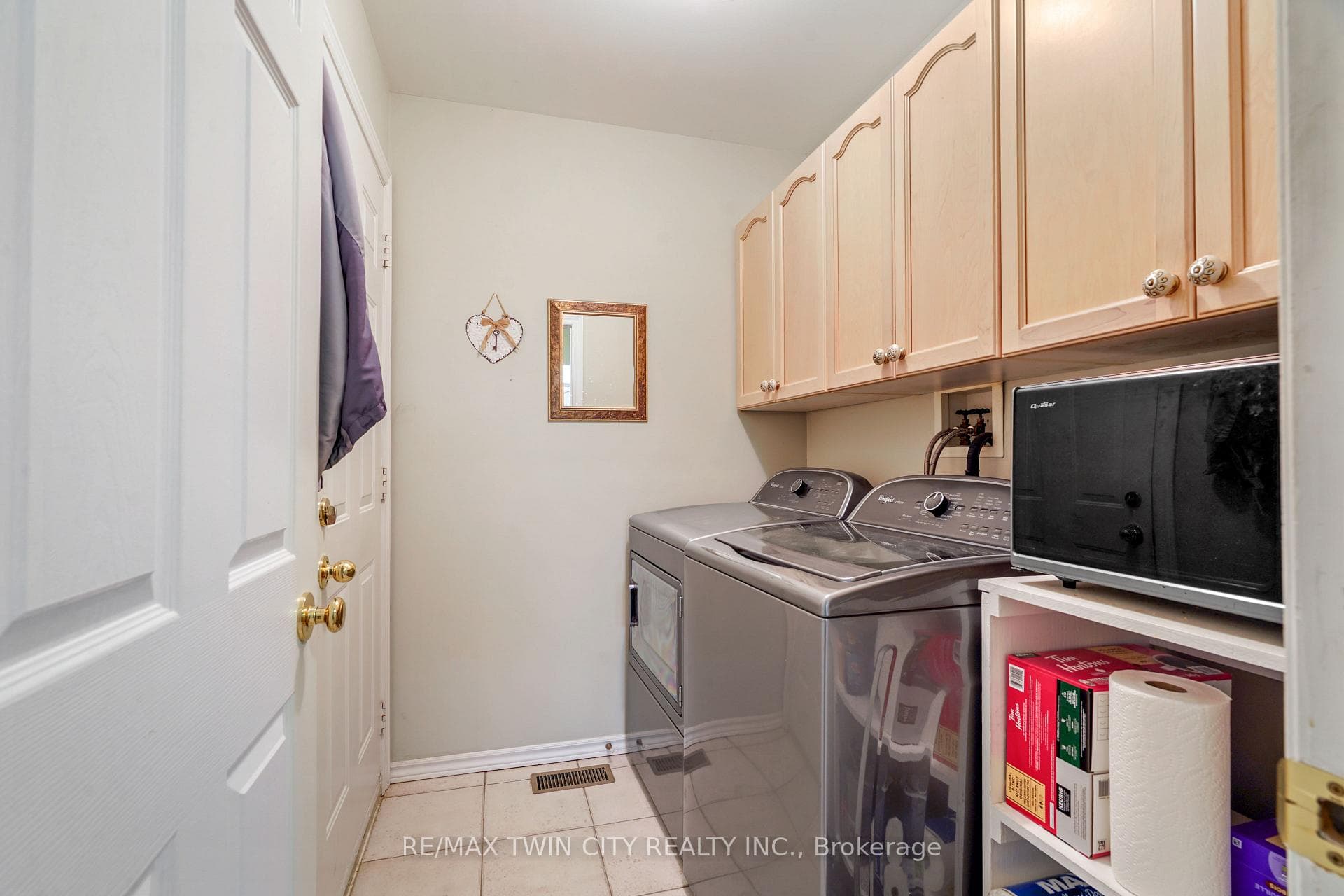 1 Buchanan Crescent Unit 11 photo 24