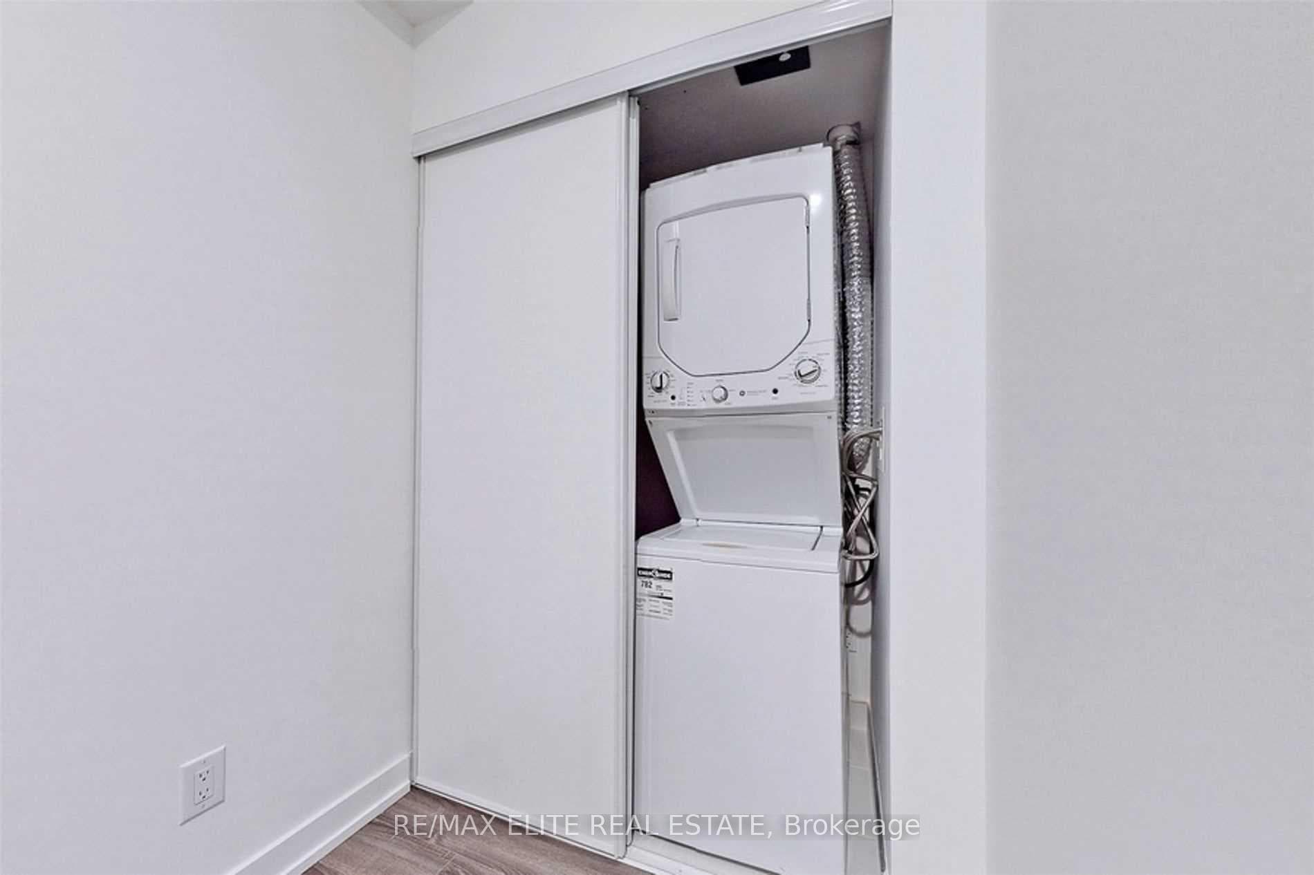 20 Edward Street Unit 1307 photo 33
