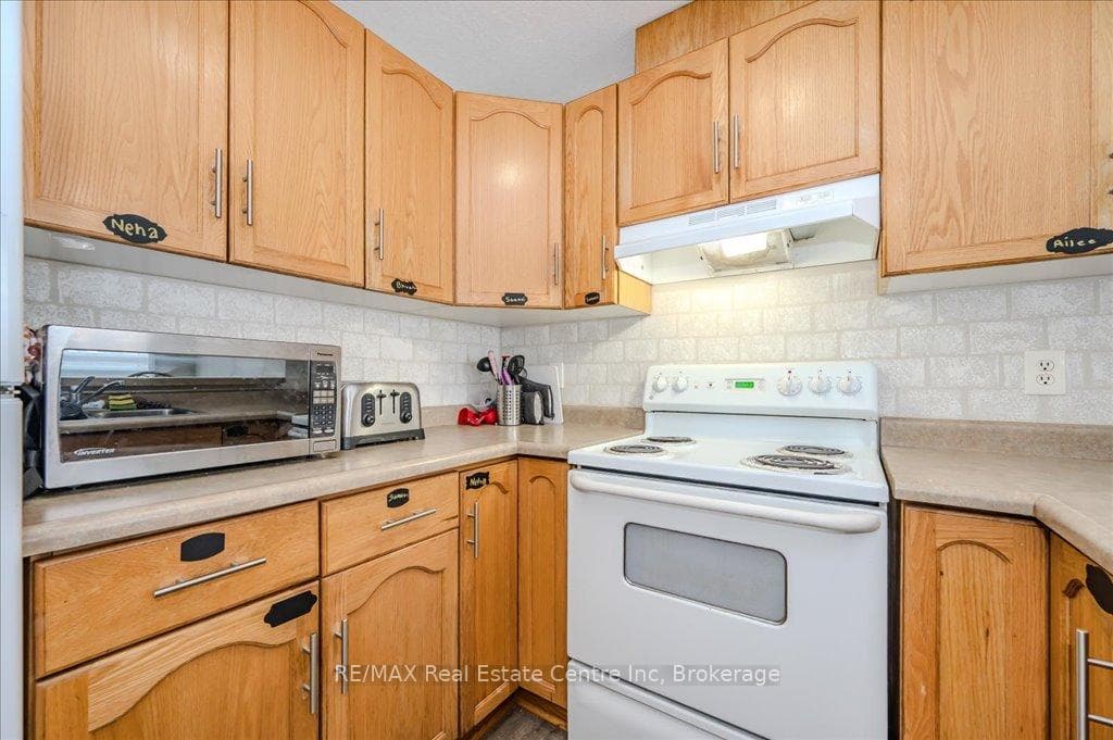 142 York Road Unit 15 photo 5