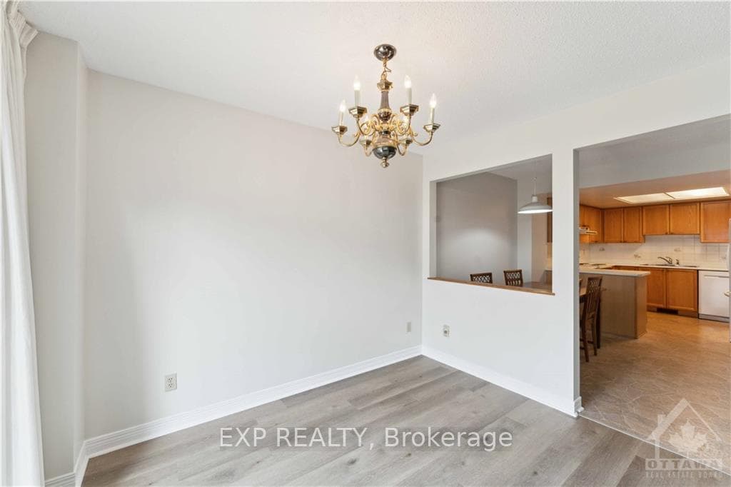50 HUNTERSWOOD Crescent photo 10