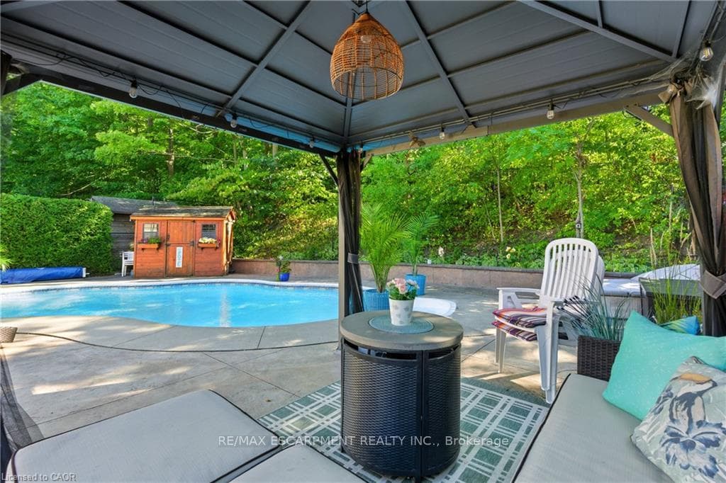 48 Brentwood Drive photo 26
