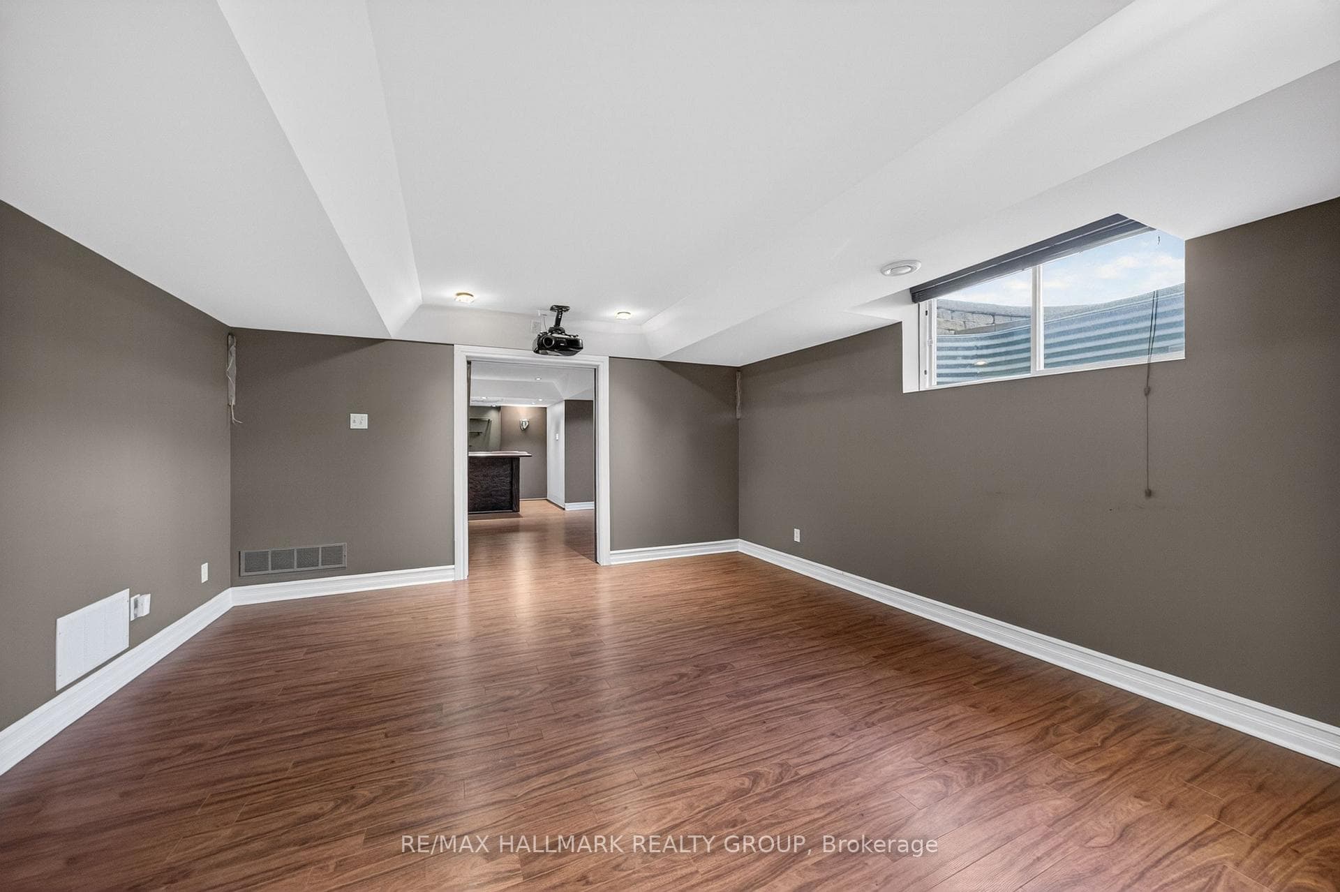2030 Cherington Crescent photo 39