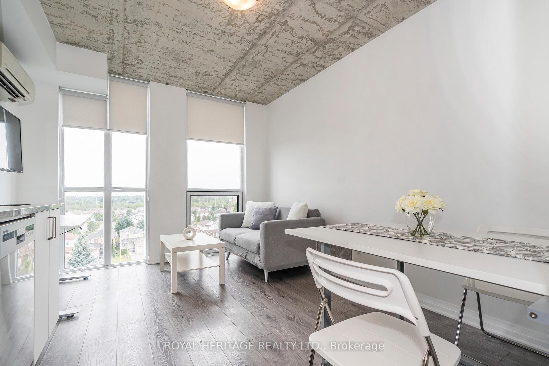 1900 Simcoe Street Unit 614 photo 13