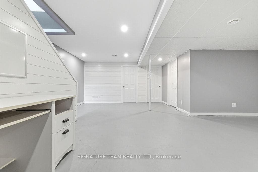 607 Airport Road photo 44
