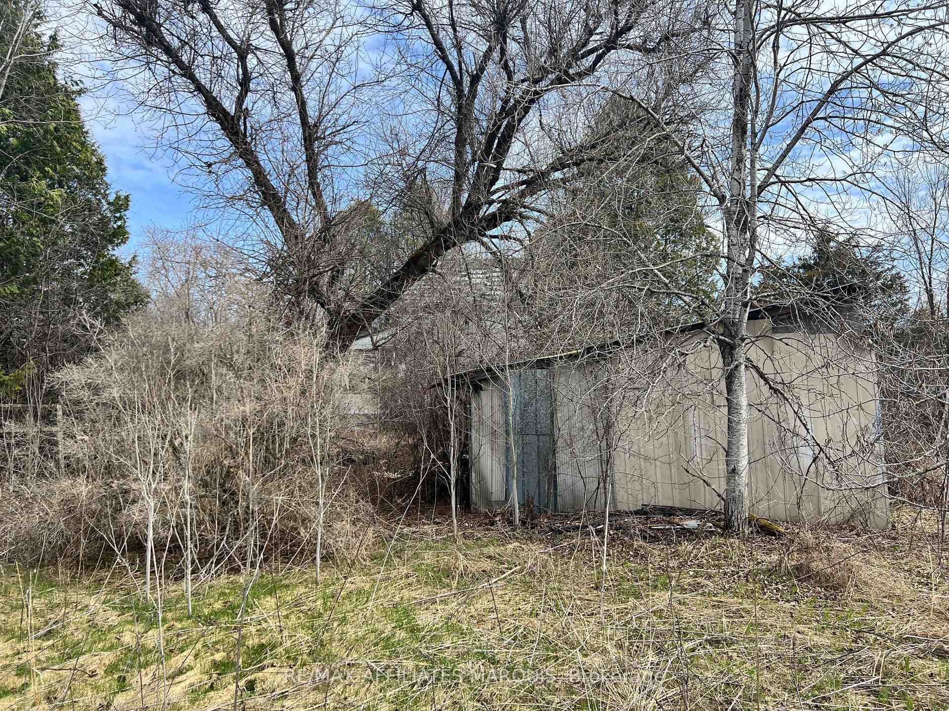 2556 6th Line Beckwith Line photo 6