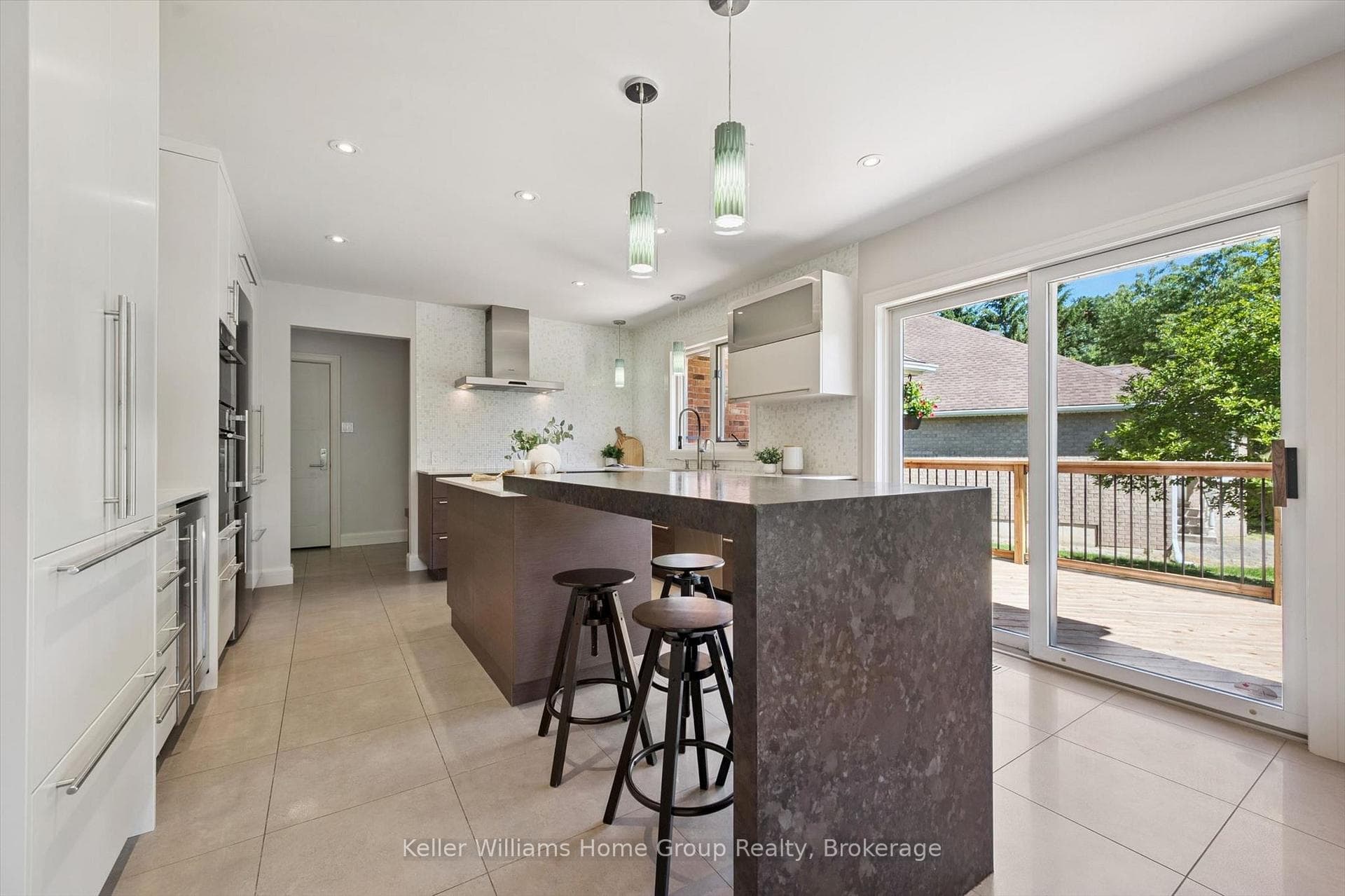 22 Lyle Place photo 14