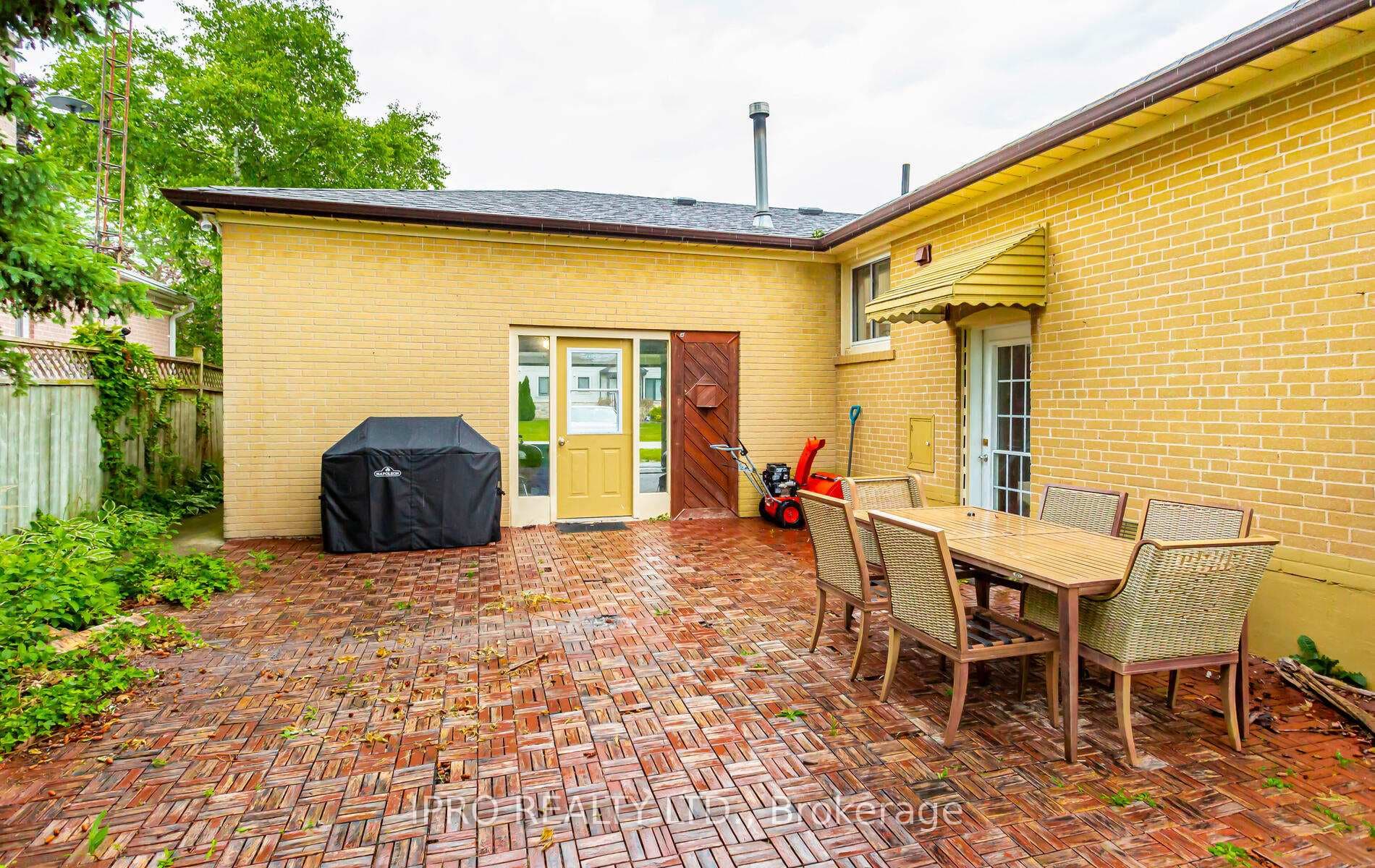 432 Sandmere Place photo 35