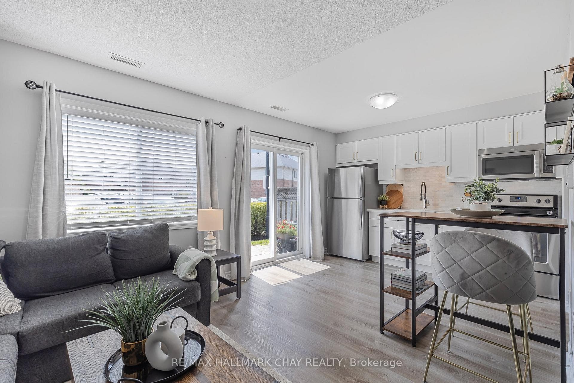 1 Testa Road Unit 11 photo 7