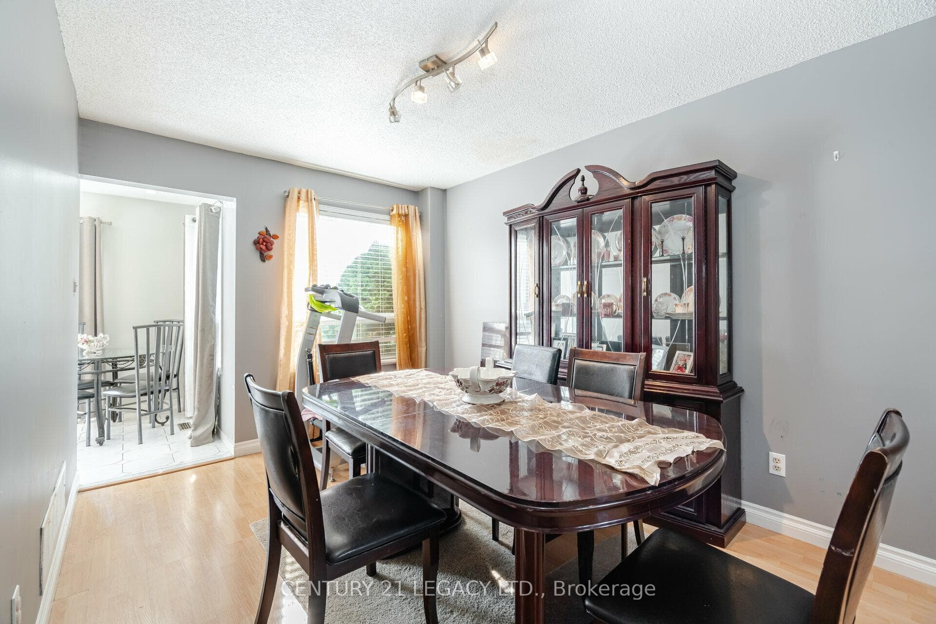 94 Sal Circle photo 12