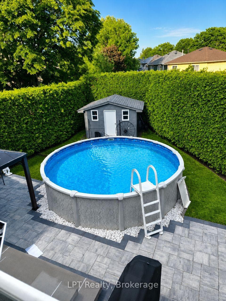 178 Sandringham Drive photo 41