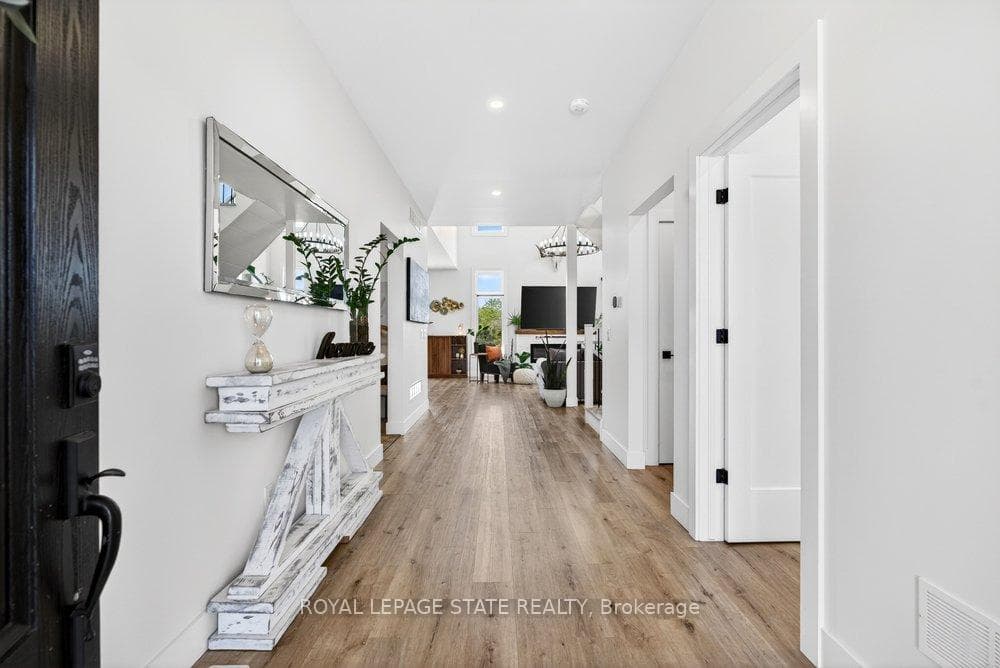 4286 Victoria Avenue photo 10