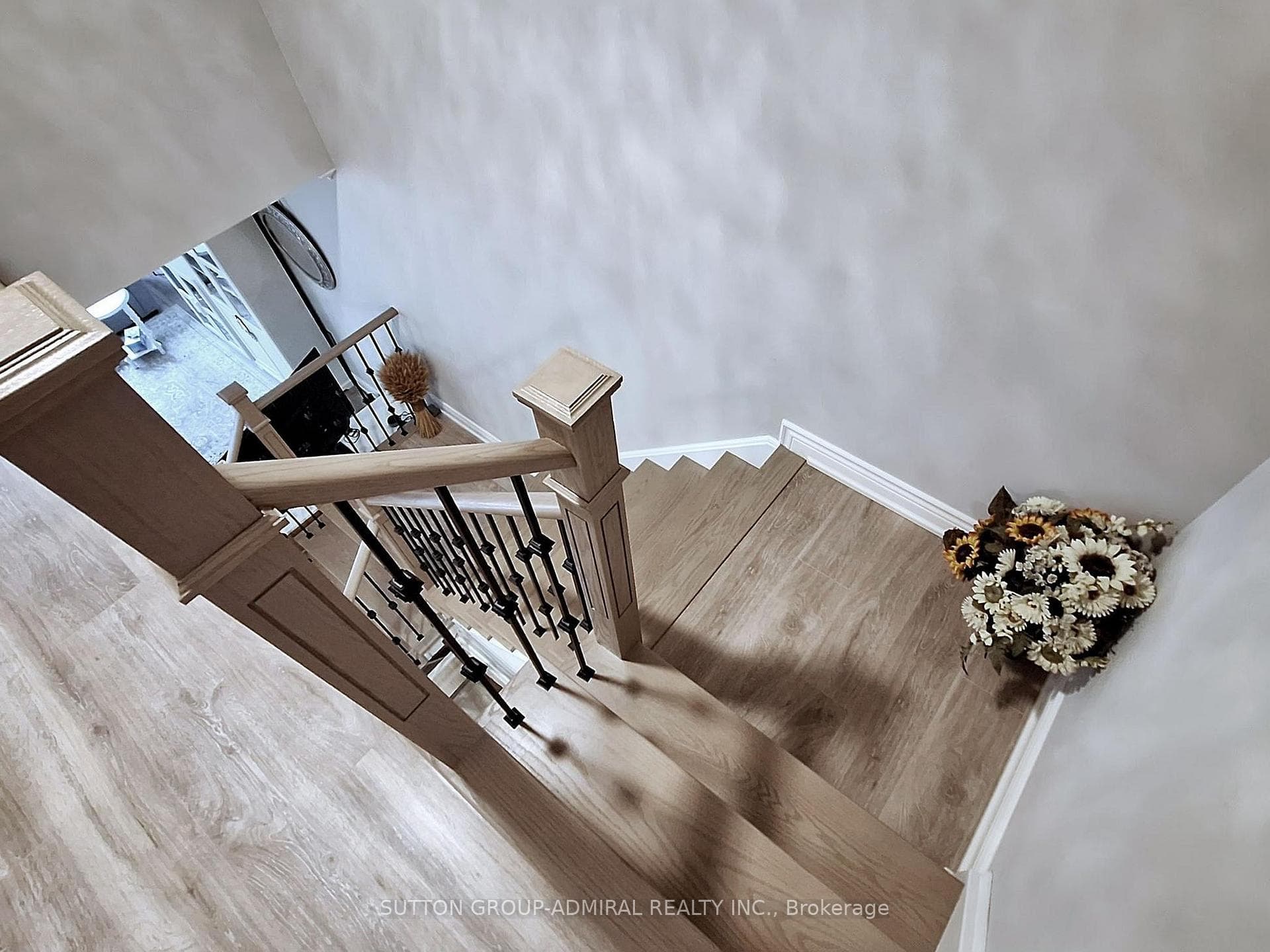 245 Orr Drive photo 17