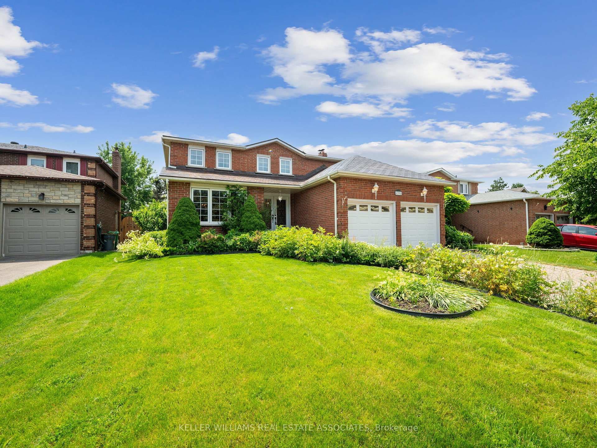 6398 Coachford Way photo 1
