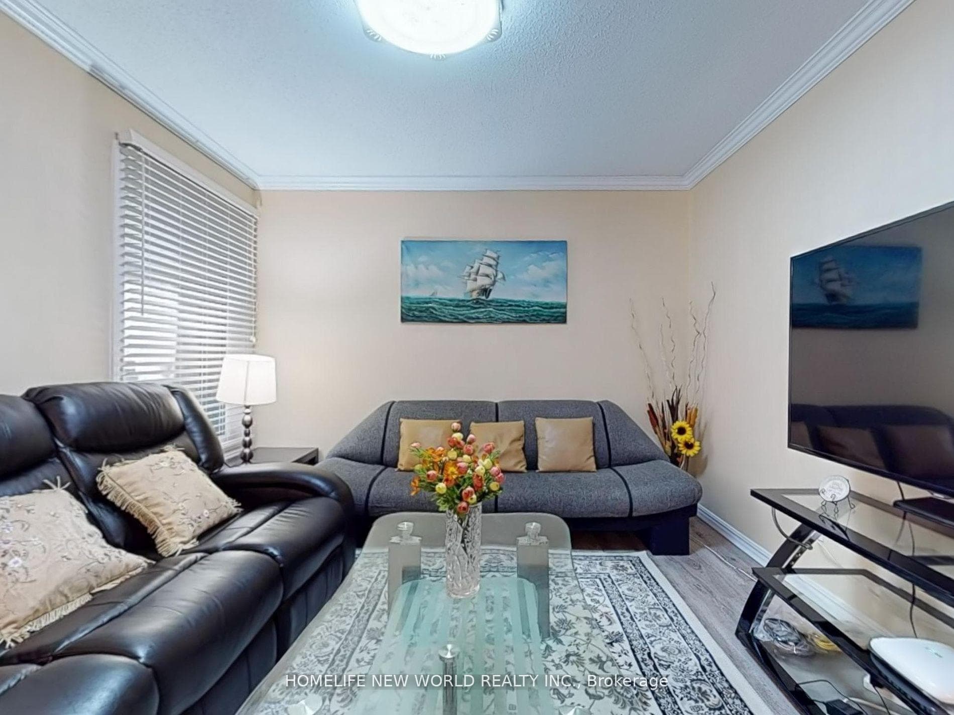 139 Galbraith Crescent photo 9