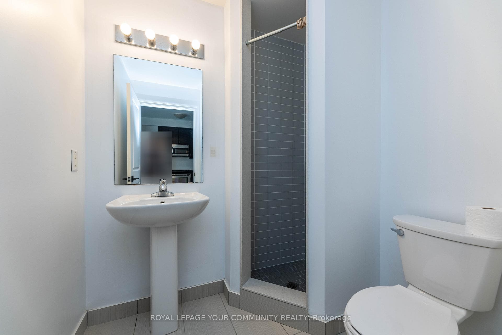 7730 Kipling Avenue Unit 1106 photo 18