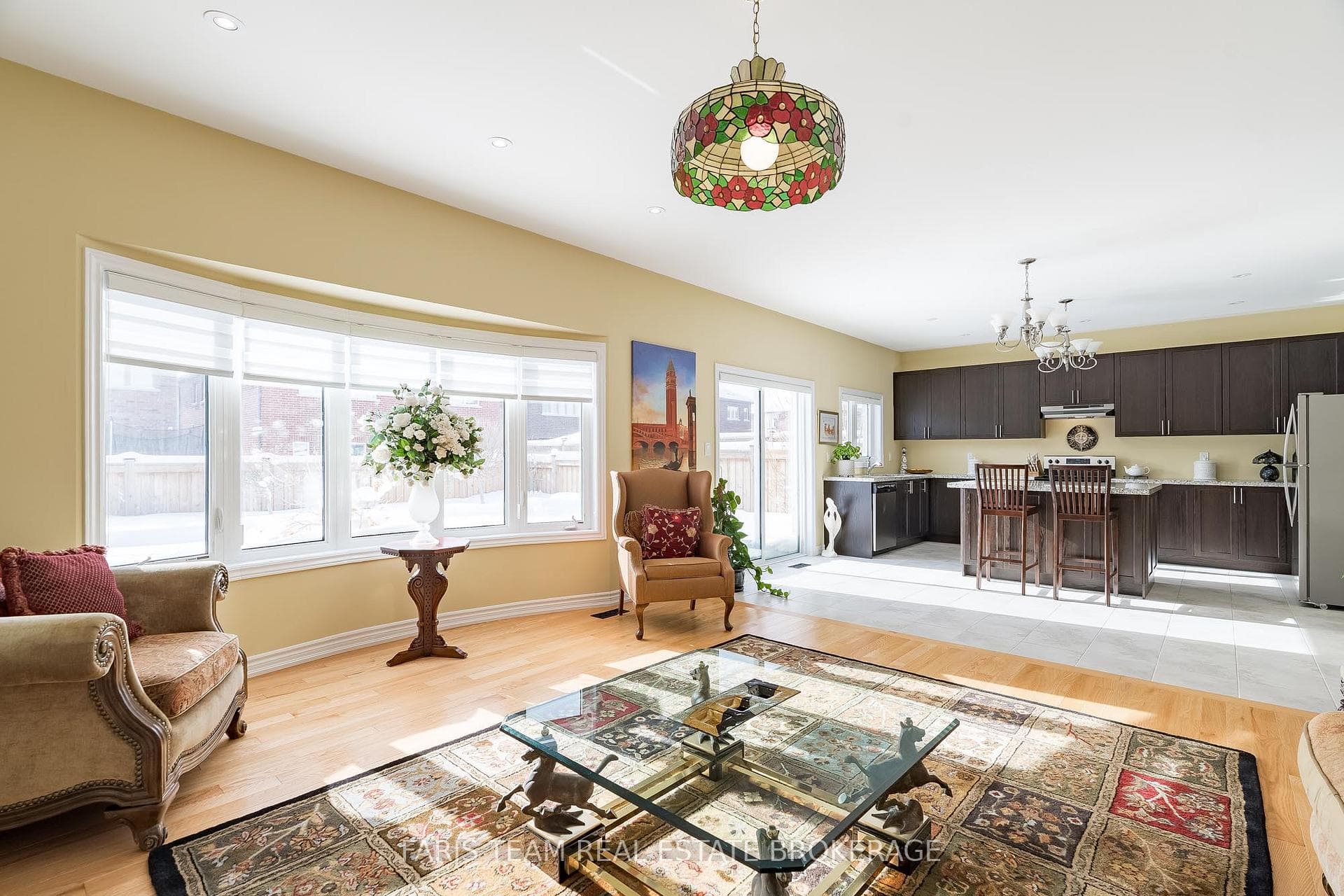 1041 Wickham Road photo 20