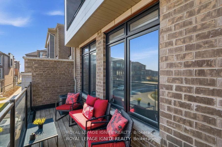 255 Moody Drive photo 31