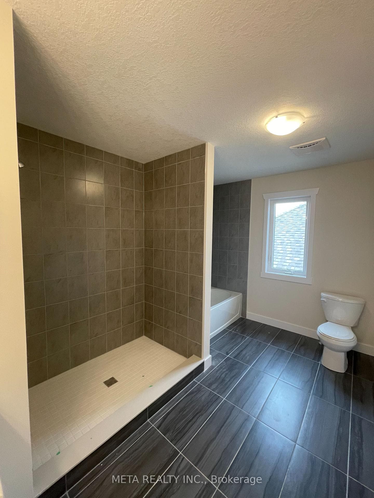 23 Drysdale Drive photo 23