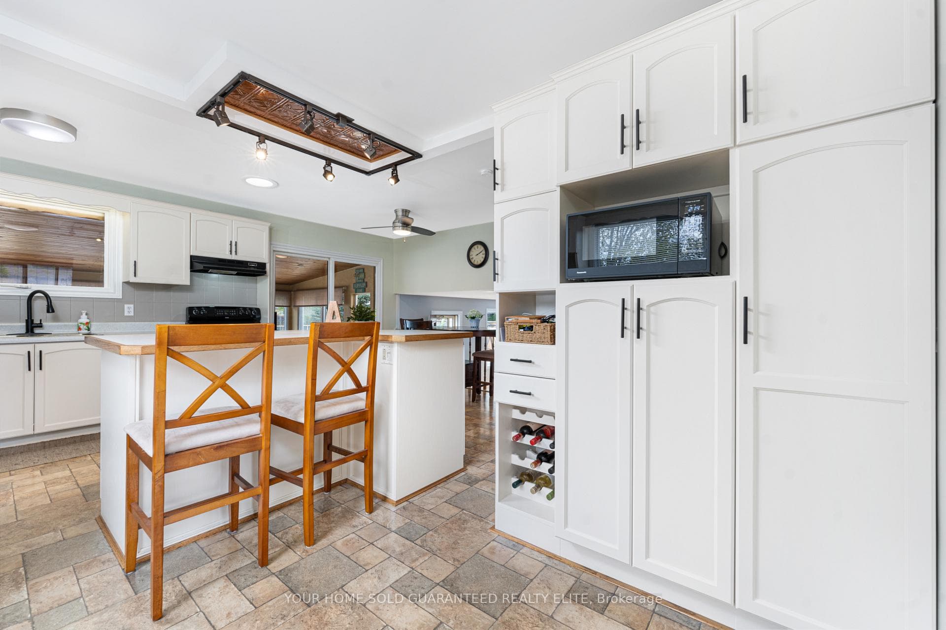 6 Margaret Avenue photo 15