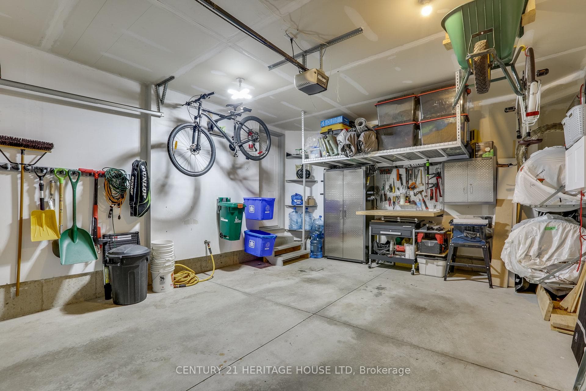 10 Fraser Drive photo 32