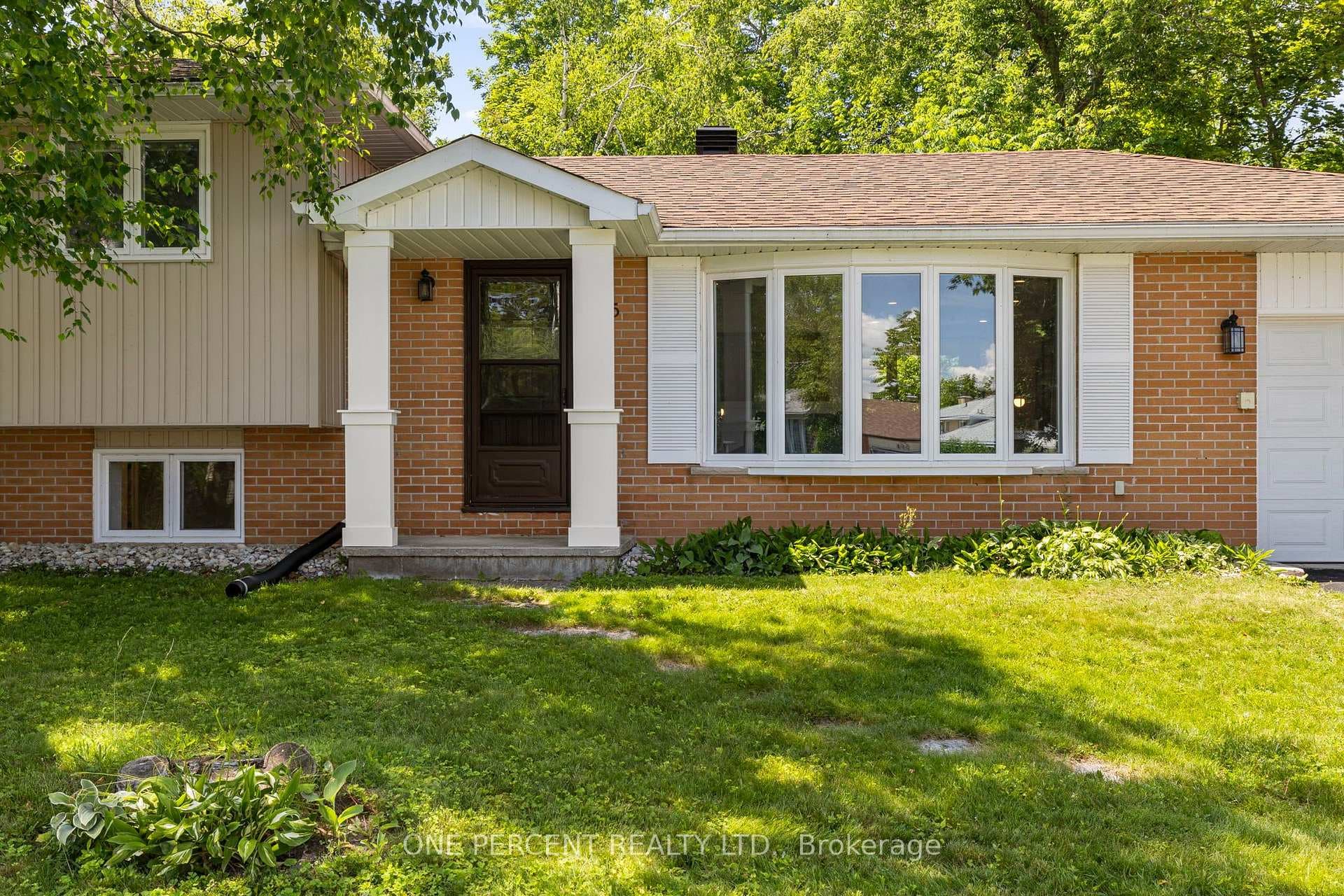 395 Harmon Road photo 3