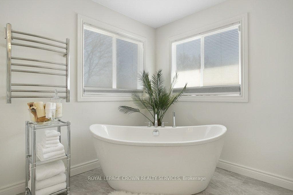 96 Forestview Drive photo 27