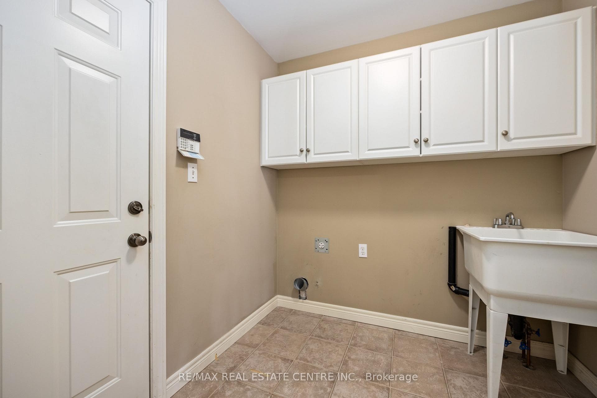 304 Parkside Drive photo 15