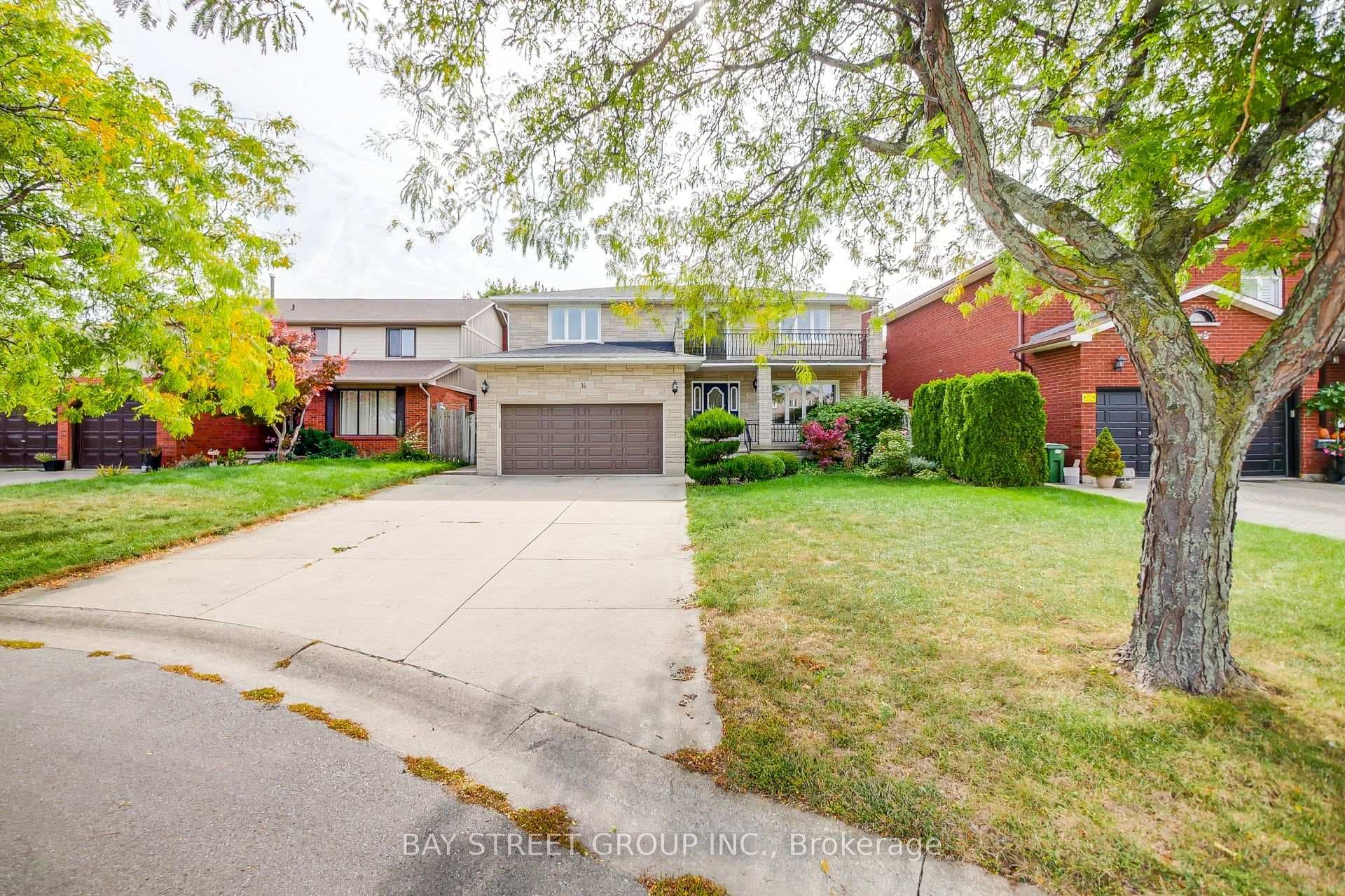 14 Earlidawn Court photo 1
