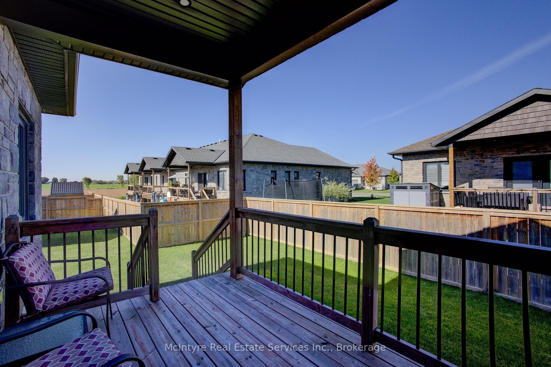 274 Mccourt Place photo 38