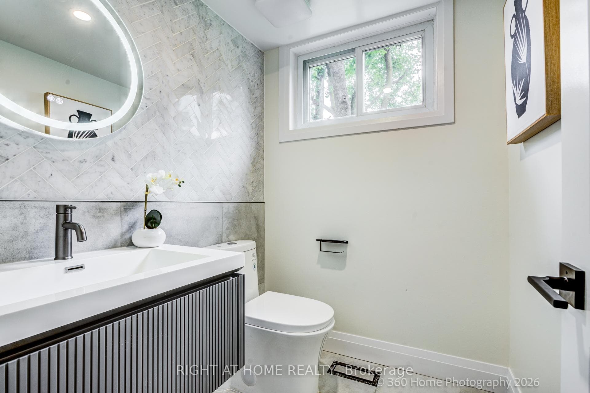 22 Gleneagle Crescent photo 10