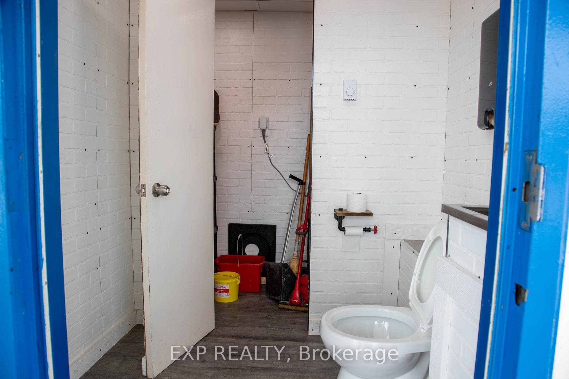 308 St. George Street photo 12