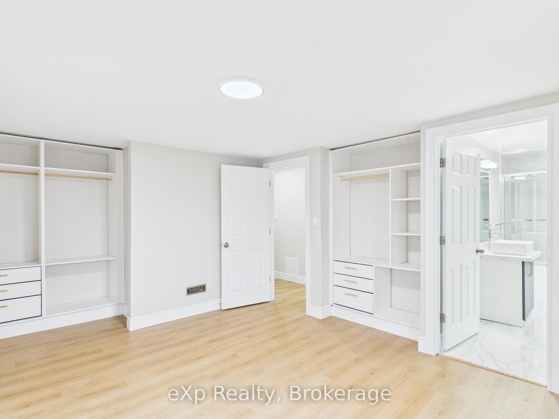 276 Foster Avenue photo 21