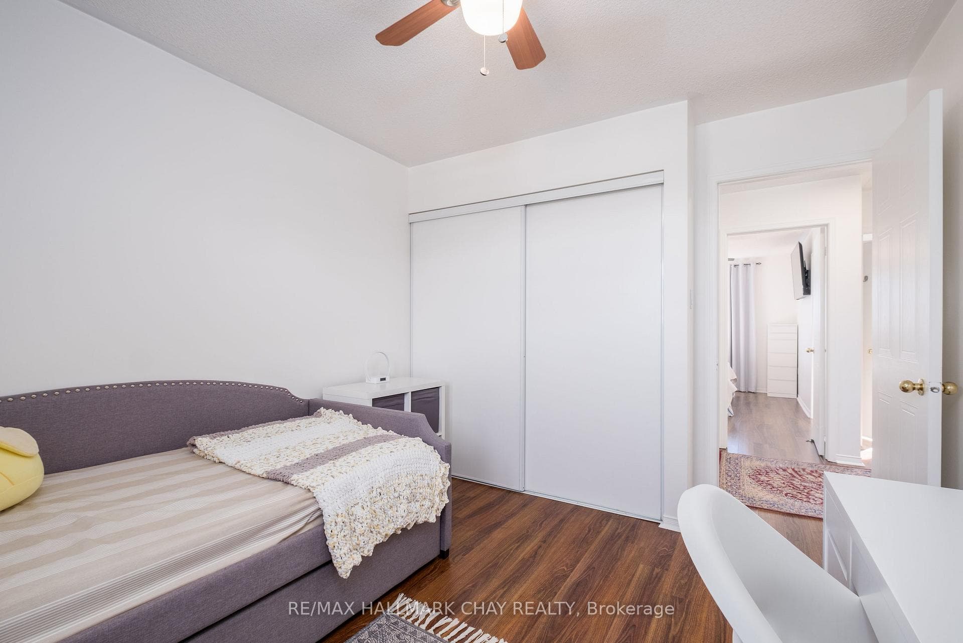 120 D'Ambrosio Drive Unit 19 photo 26
