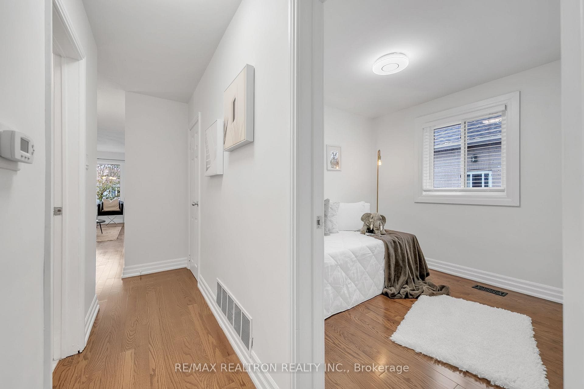 145 Willow Lane photo 17