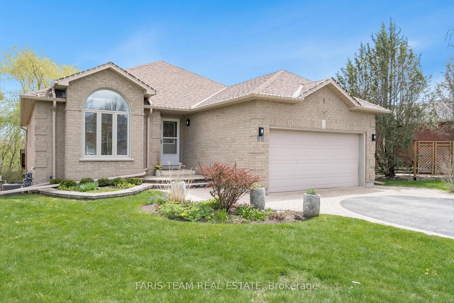 66 Chalmers Drive photo 2