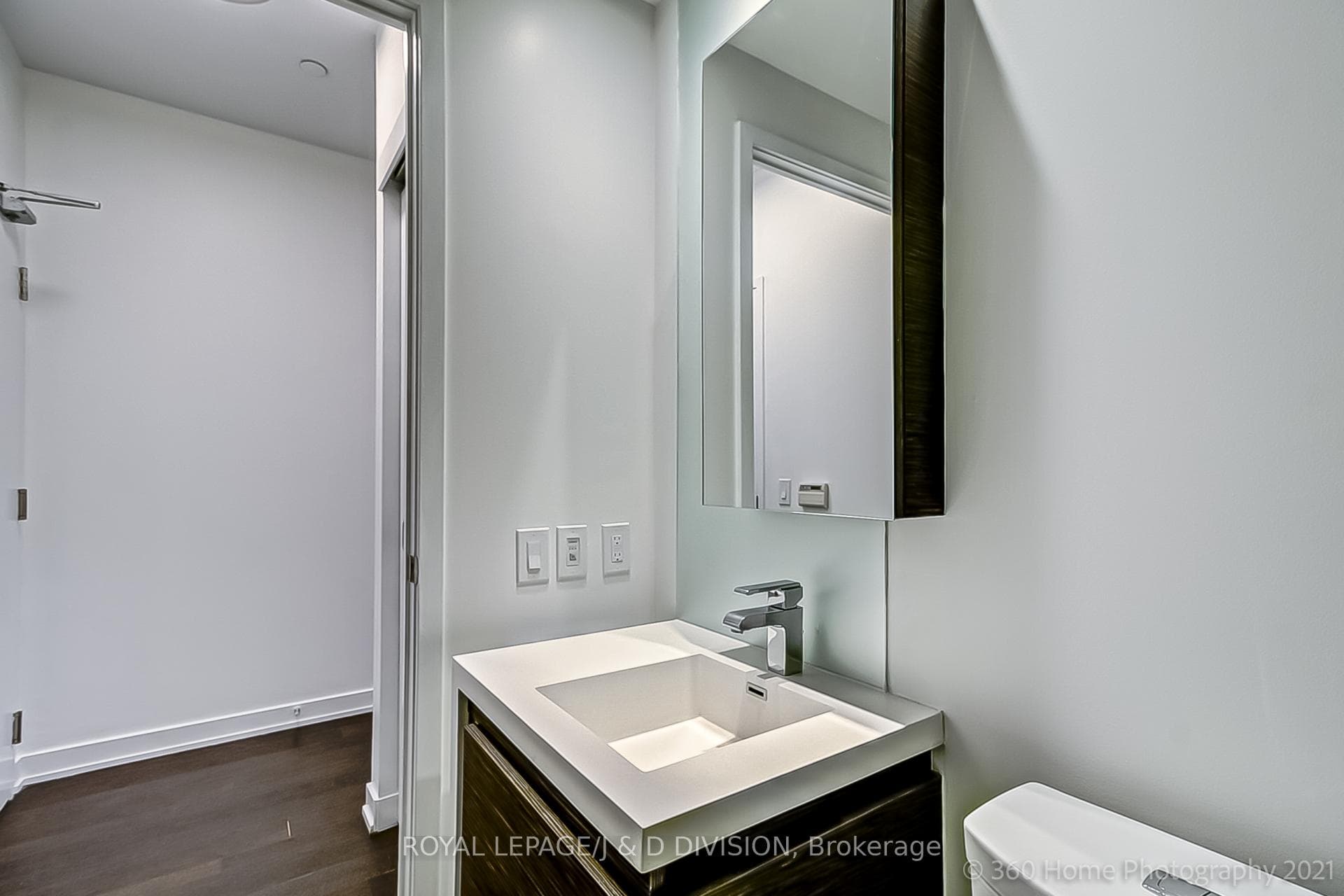 1030 King Street Unit 435 photo 23