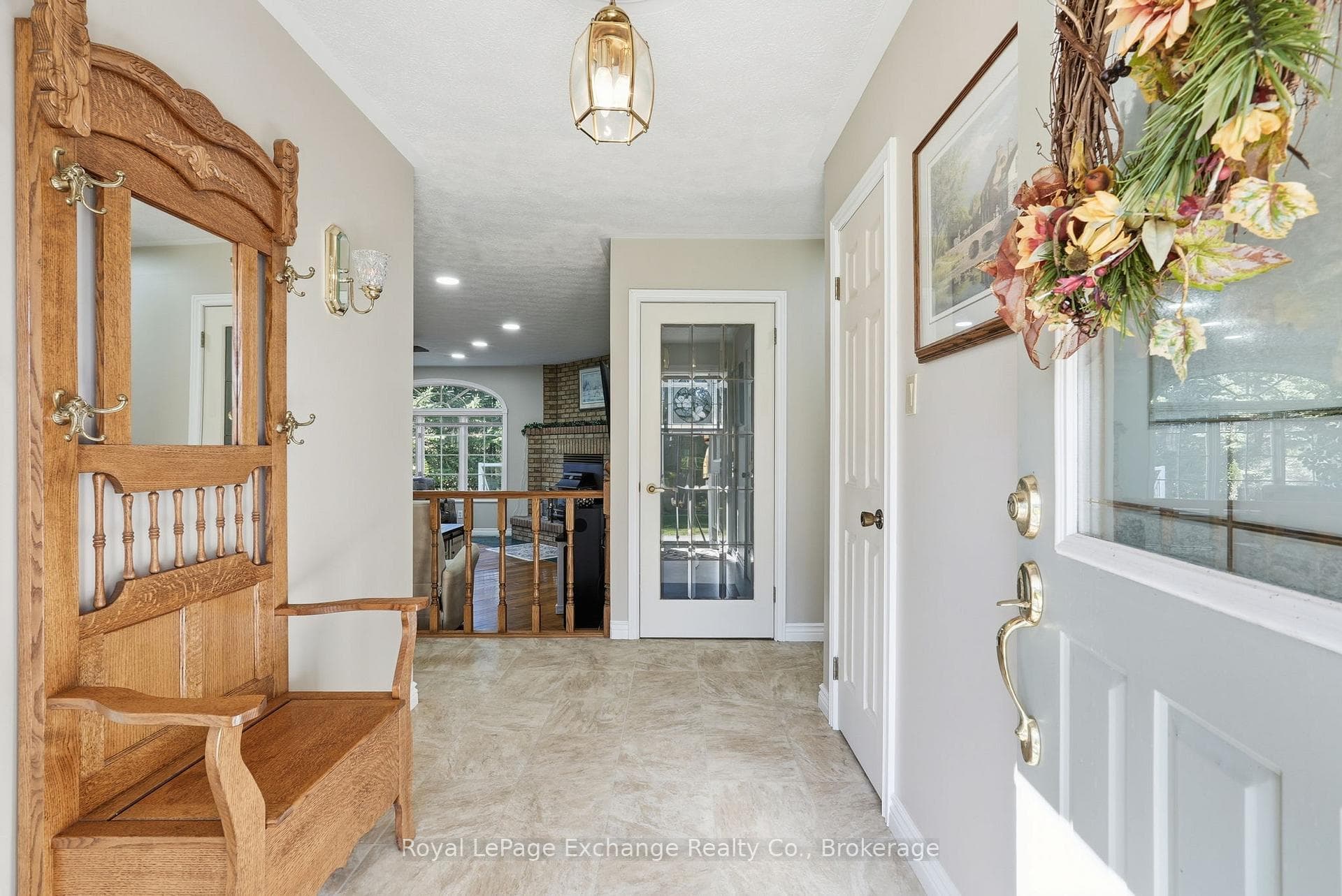 115 Deerhurst Drive photo 6