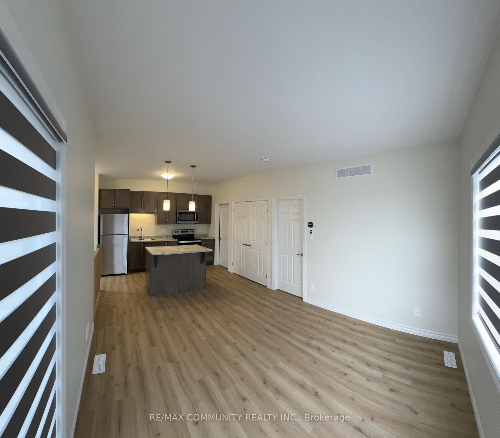 64B Riverstone Way photo 3